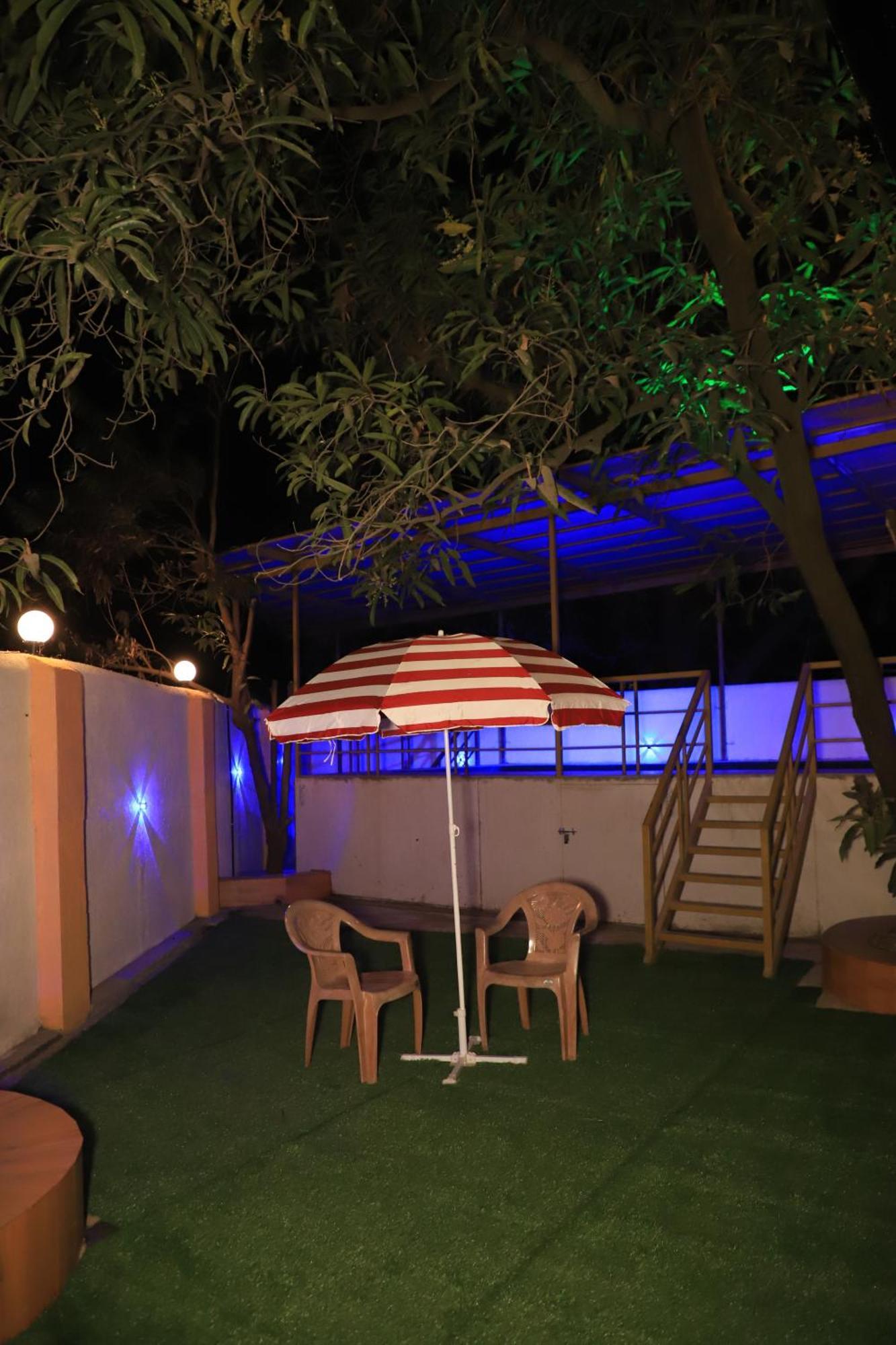 Hemharsh Holiday Home With Pool Karjat Zewnętrze zdjęcie